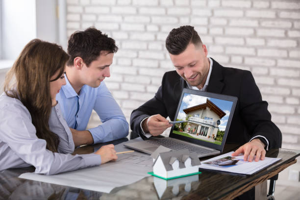 role of local real estate agent in British Canada